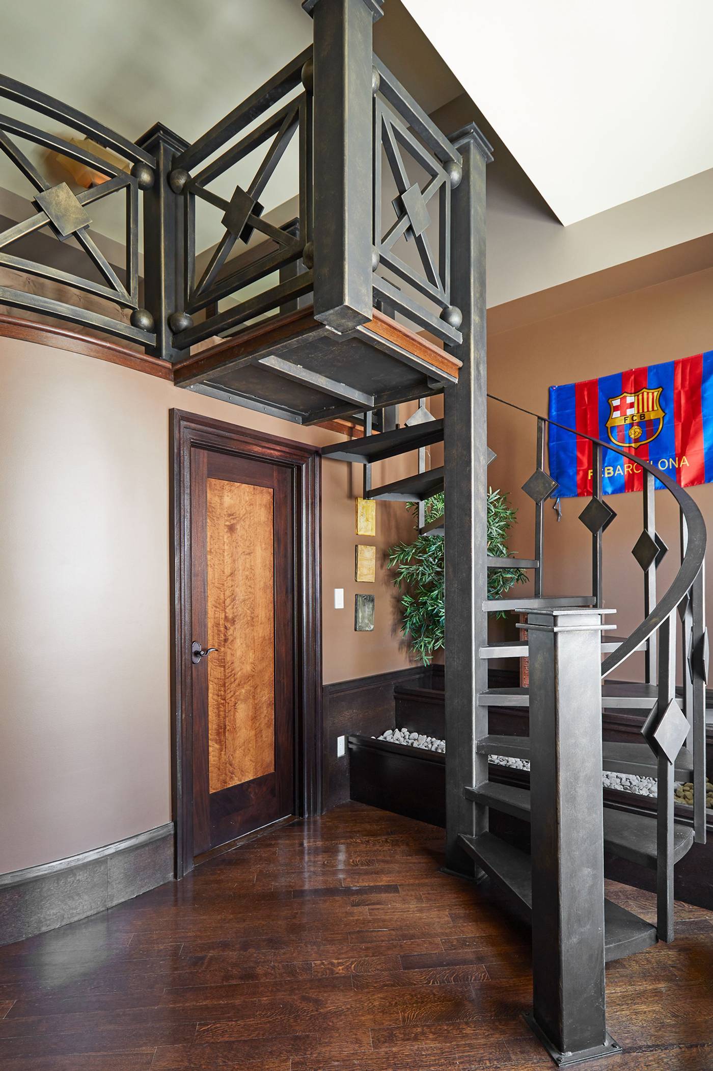 501-468 Wellington St. Toronto