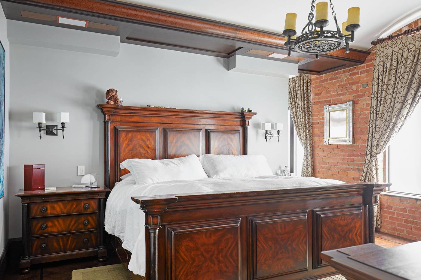 501-468 Wellington St. Toronto