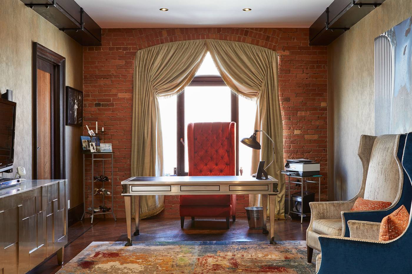 501-468 Wellington St. Toronto