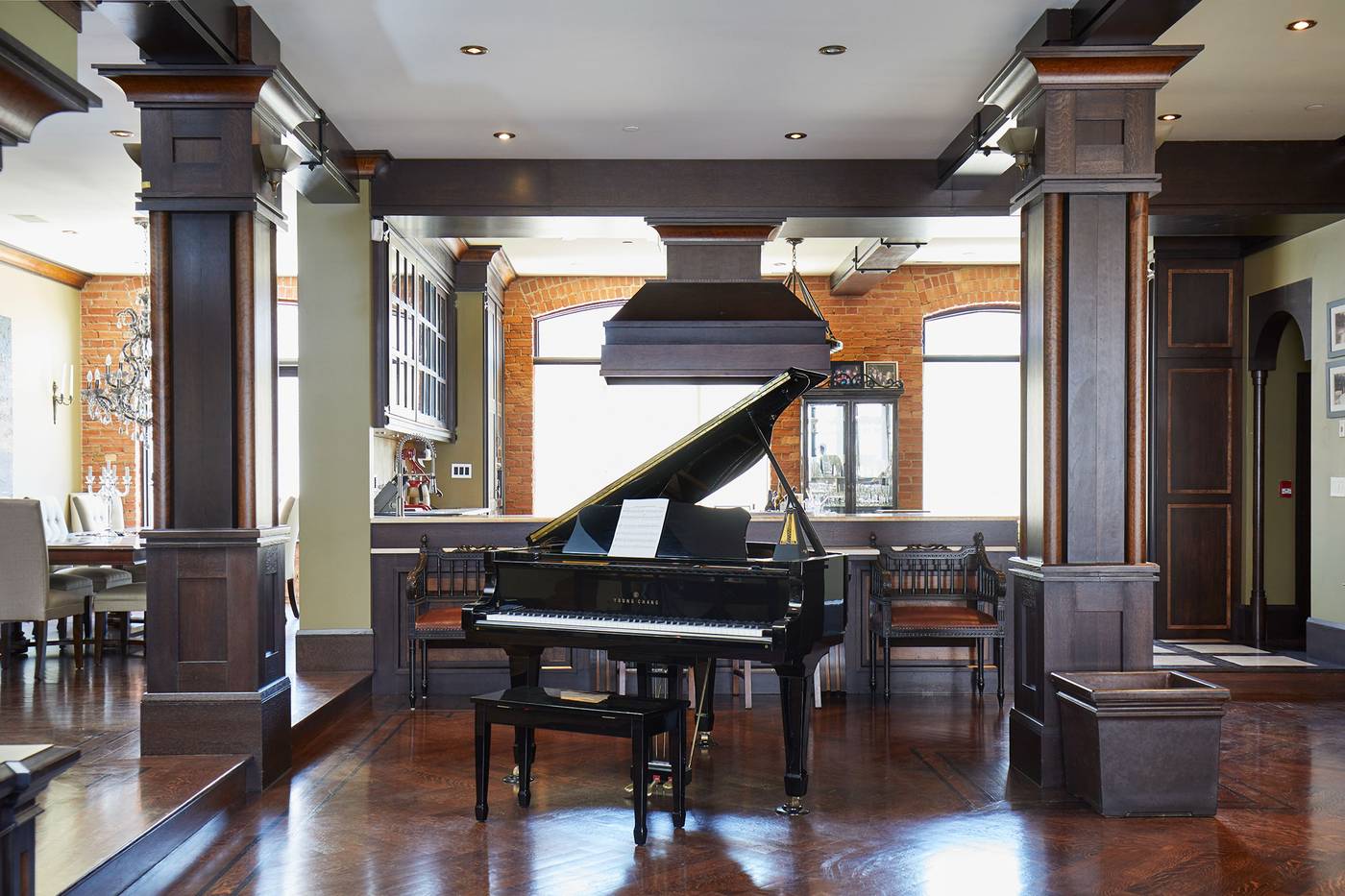 501-468 Wellington St. Toronto