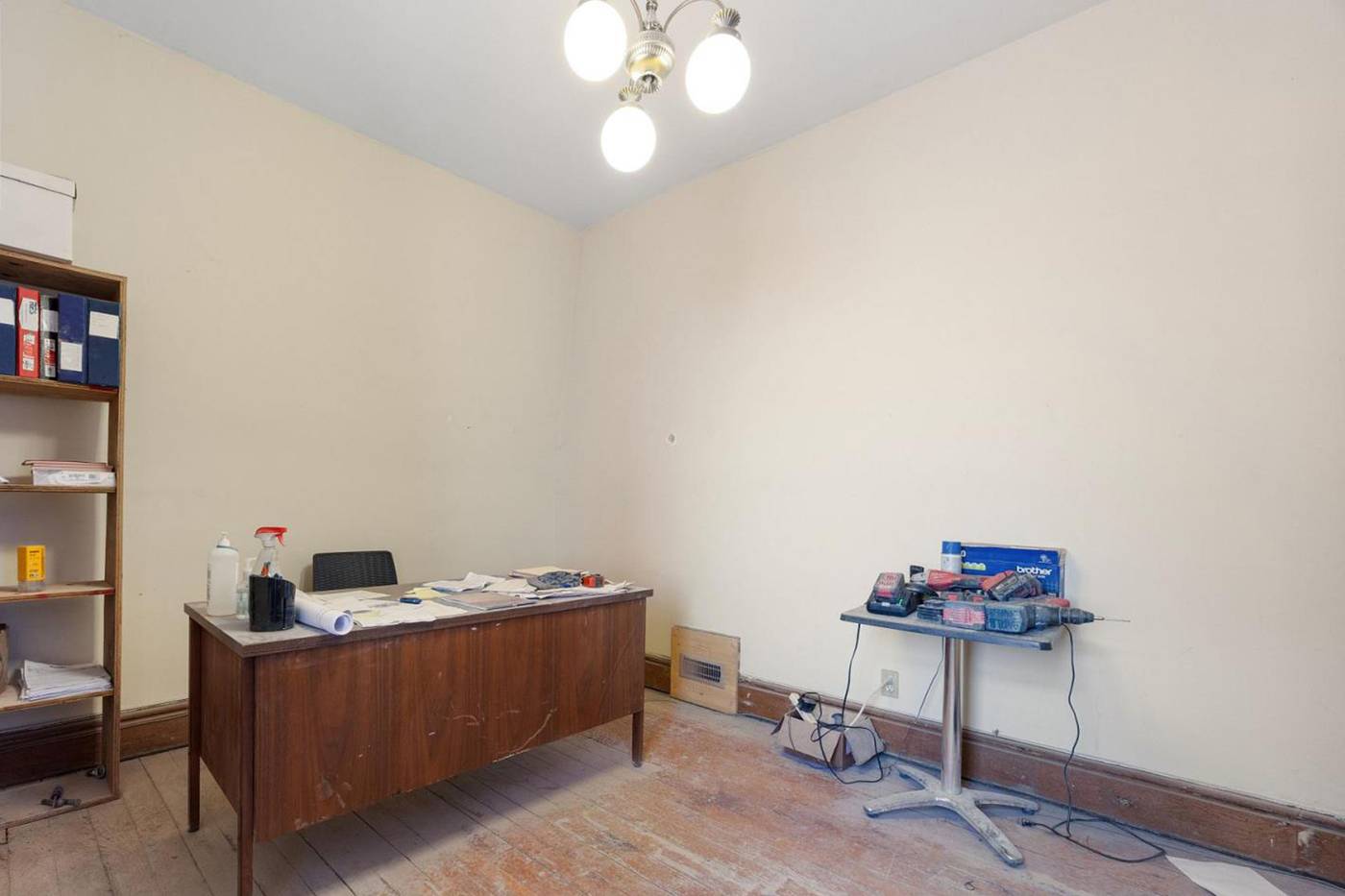 66 Chalres Street East Toronto