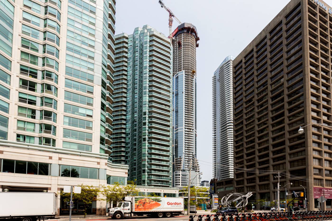 1 yonge street toronto construction