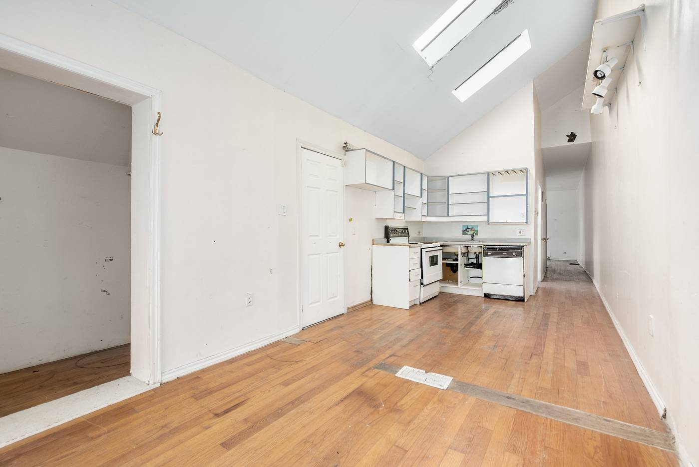 874/876 Eastern Ave. Toronto