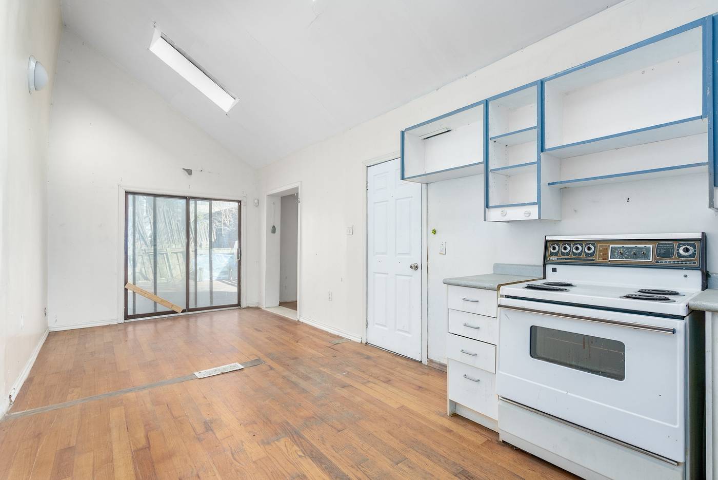 874/876 Eastern Ave. Toronto