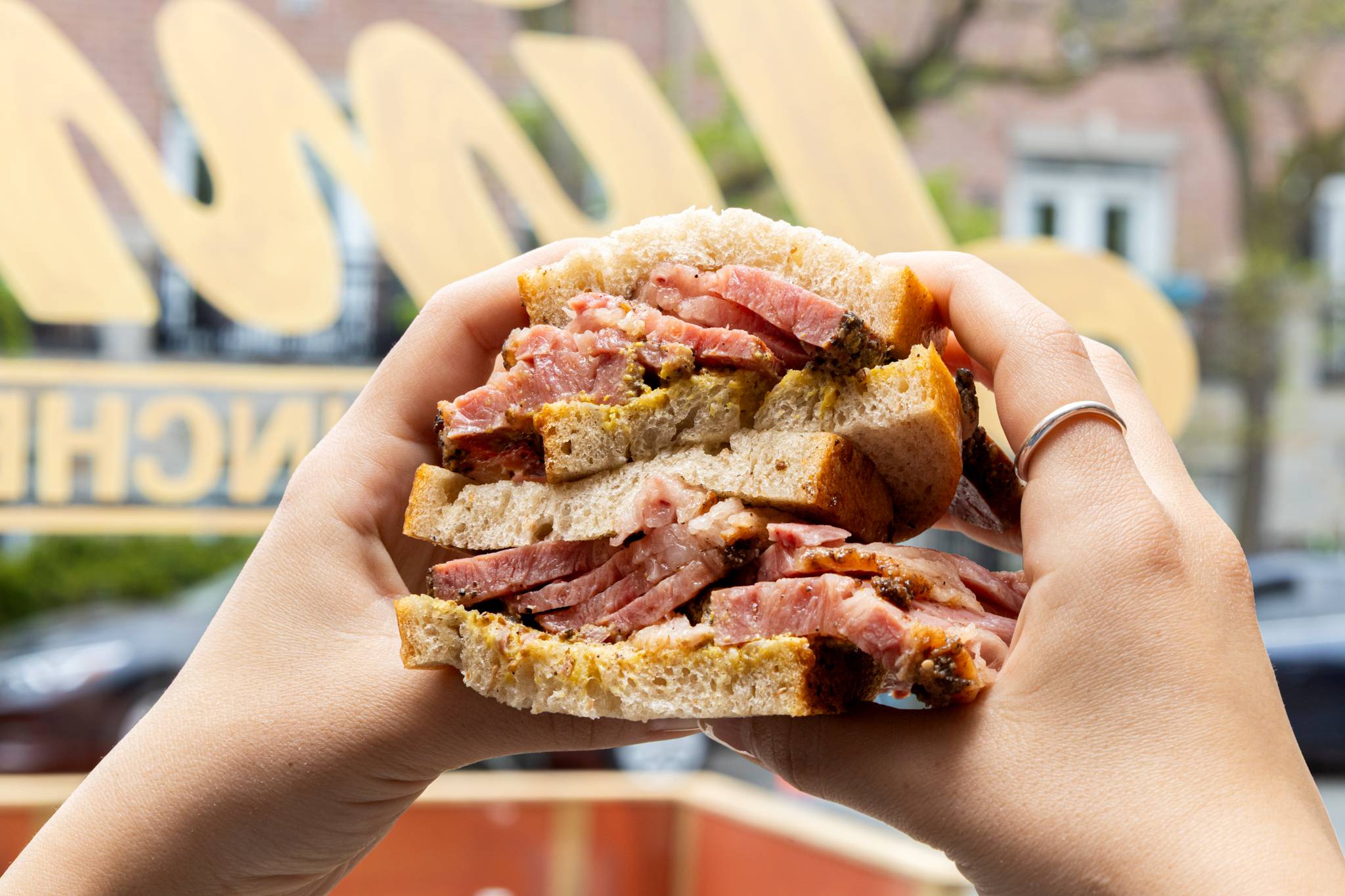 Linny's Luncheonette Toronto